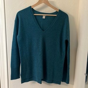 Cashmere sweater